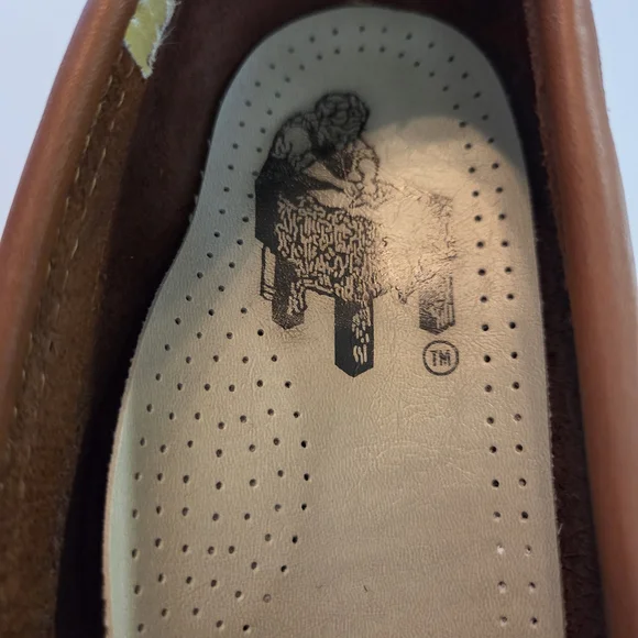 SAS Women's Tan Leather Loafers - Picture 5 of 12